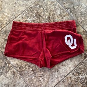 PINK Victoria’s Secret OU Medium Shorts